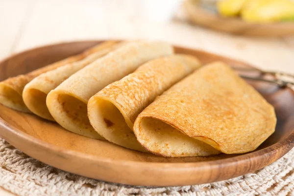 Hemgjord banan pannkaka eller crepe — Stockfoto