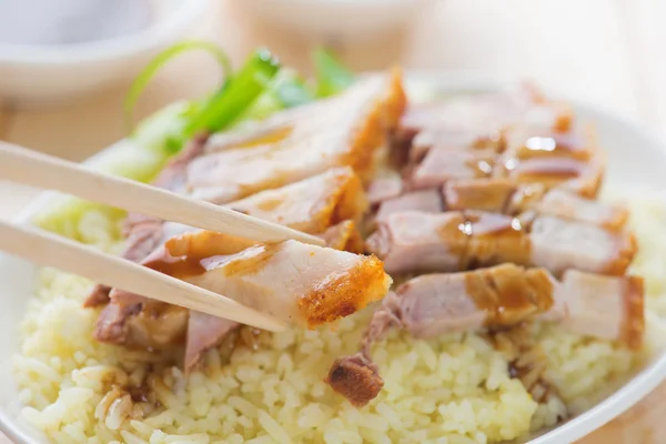 Siu Yuk - Chinese roasted pork rice — Stock Photo, Image