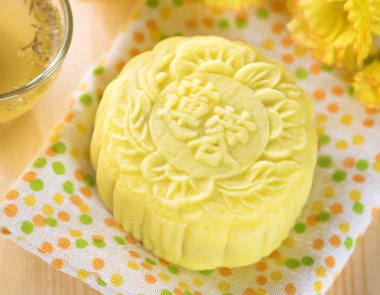 karlı cilt lotus mooncake yapıştırın