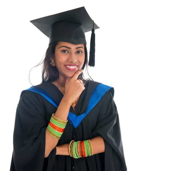 Indiano pós-graduação adulto estudante pensamento — Fotografia de Stock