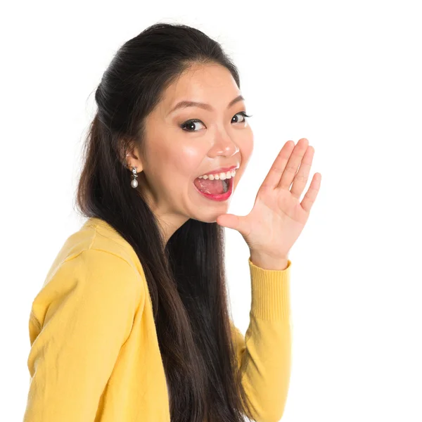 Aziatische vrouw schreeuwen — Stockfoto