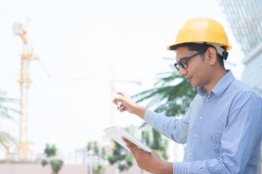 Asya Hintli mühendis 