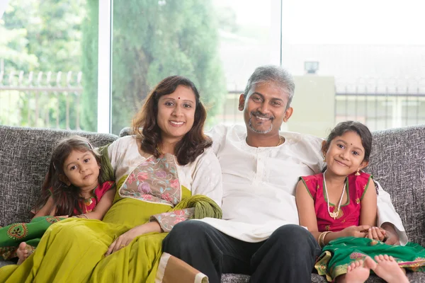 Famiglia indiana — Foto Stock