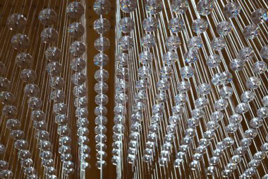 soyut dizeleri ve kristaller