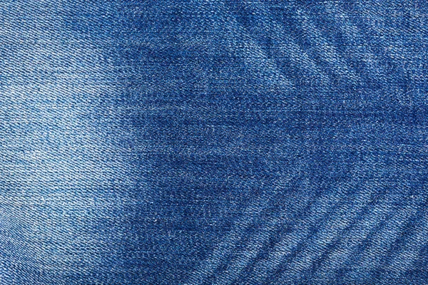 Künstlich gealterte Jeans, Nahaufnahme — Stockfoto