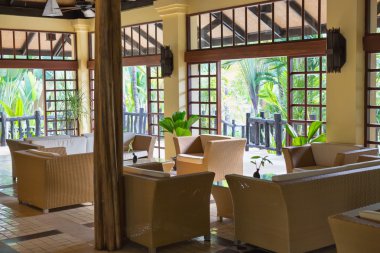 tropikal hotel lobi
