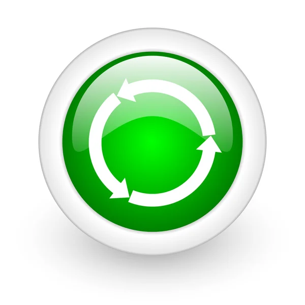 Groene cirkel glanzend web pictogram Vernieuwen op witte achtergrond — Stockfoto