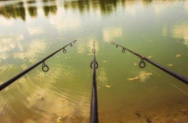 Gölde balık tutmak