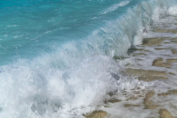 Ionische blaue Welle — Stockfoto