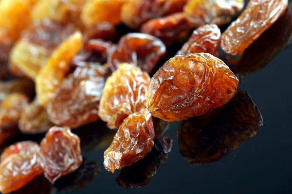 Yellow raisins — Stock Photo, Image