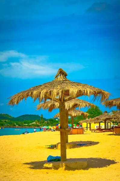 Bella spiaggia a Santa Lucia, Isole dei Caraibi — Foto Stock