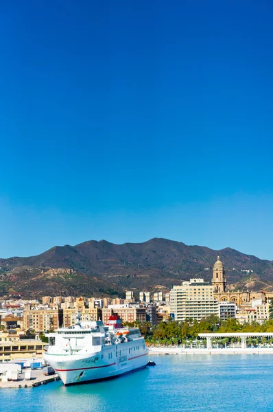 Vacker utsikt över malaga stad, Spanien — Stockfoto