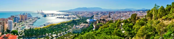 Bella vista panoramica sulla città di Malaga, Spagna — Foto Stock