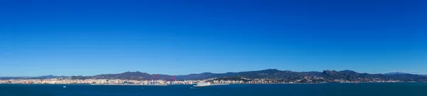 Belo panorama do mar da cidade de Málaga, Espanha — Fotografia de Stock