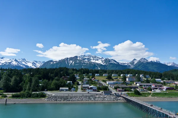 Beautiful view of Haines city near Glacier Bay, Alaska, USA — Stock Photo, Image