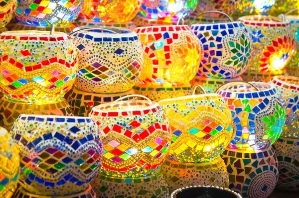 Oriental turkish lanterns at Istanbul market, Turkey — Stock Photo, Image