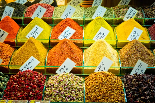 Pack of variety spices on Istanbul market, Turkey — Stock Photo, Image