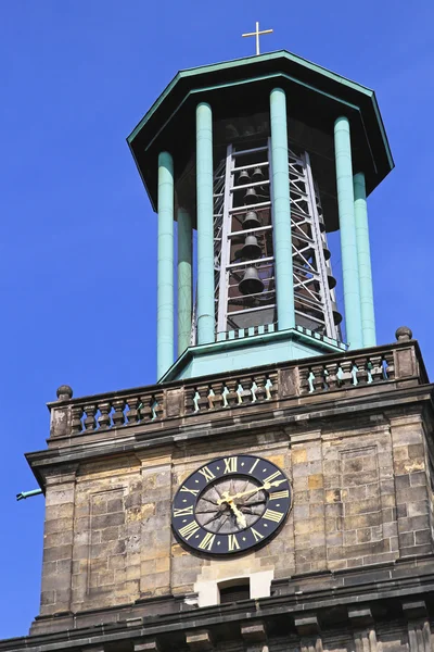 Sinos de torre Aegidienkirche — Fotografia de Stock