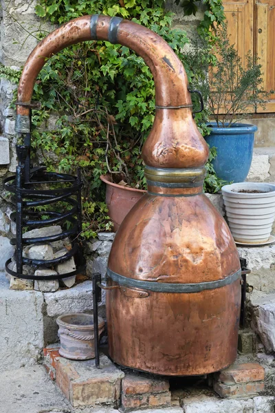 Бренді distiller — стокове фото
