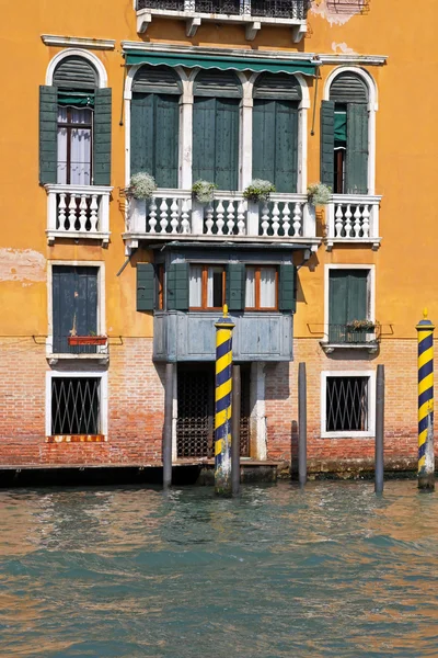 Venetianskt hus — Stockfoto