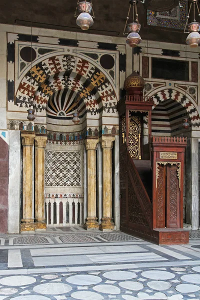 Minbar in moskee — Stockfoto