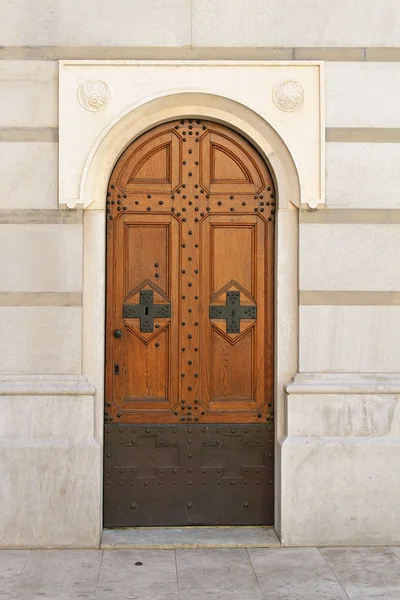 教会の扉 — ストック写真