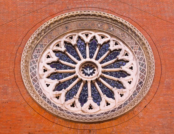 Kathedraal venster — Stockfoto