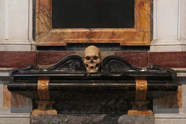 Смертельный череп — стоковое фото