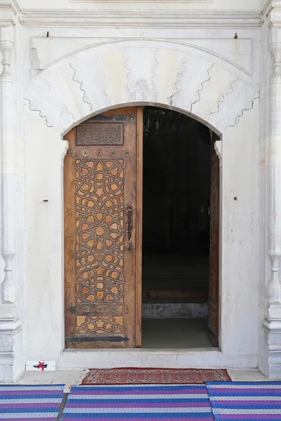 Puerta de mezquita — Foto de Stock