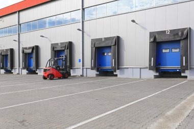 Forklift