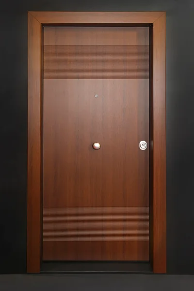 Brown door — Stock Photo, Image