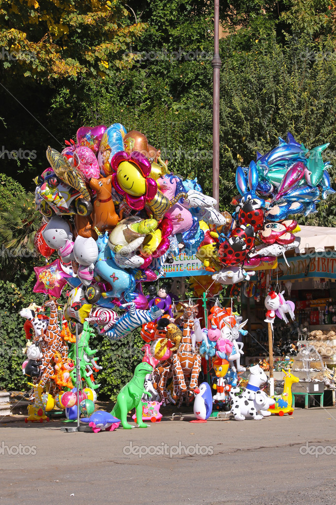 Balloon kiosk Stock Editorial Photo © Baloncici 34171587