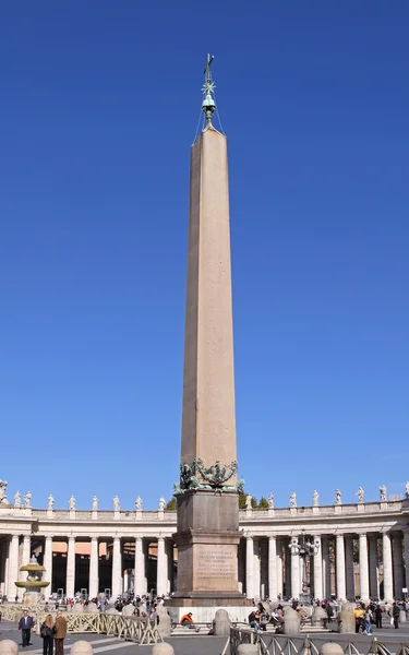 Vatikáni obeliszk — Stock Fotó