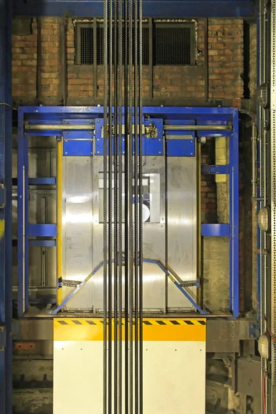 Lift shaft — Stock Photo, Image