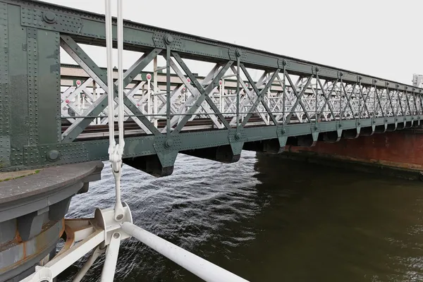 Railway bridge — Stock Photo, Image