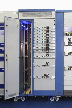 güç dağıtım ünitesi