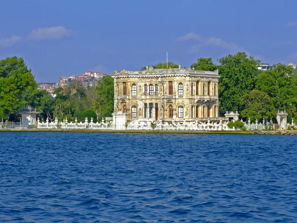 Palacio Kucuksu Estambul — Foto de Stock