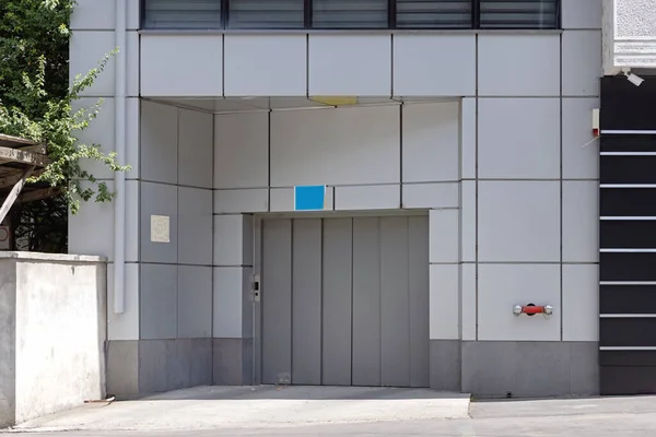 Elevador Elevador Para Garagem Subterrânea Edifício — Fotografia de Stock