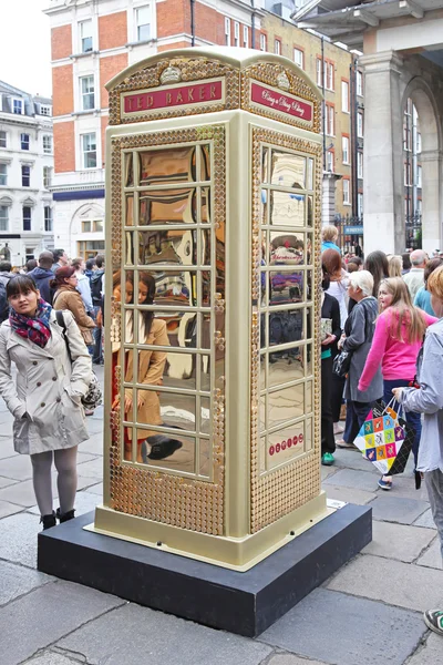 Ted Baker Phone Box — Stock Photo, Image