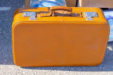 Seyahat için Büyük Retro Bavulu