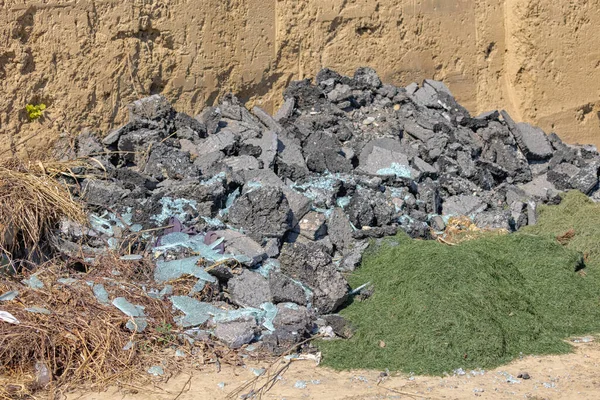 Vários Rejeitam Resíduos Materiais Terrenos Despejo Industriais Ilegais — Fotografia de Stock