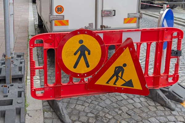 Lavori Stradali Pedestrians Construction Barrier City Street — Foto Stock