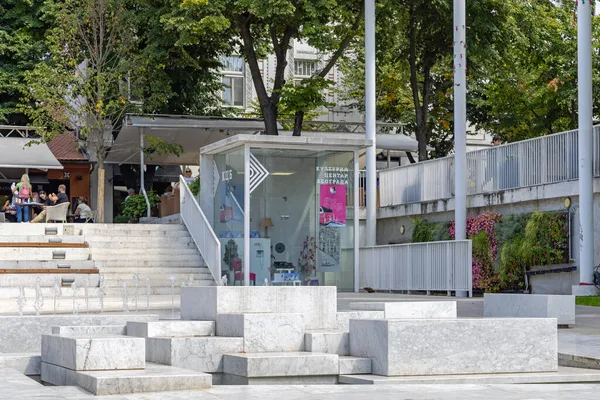 Belgrado Serbia Septiembre 2021 Fuente Piedra Mármol Blanco Frente Centro — Foto de Stock