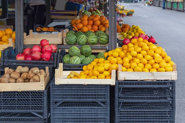 Tropické Ovoce Produkované Farmářském Trhu Stánku — Stock fotografie
