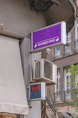 Para Takas Ofisi İşareti ve Elektronik Öncü Paneli