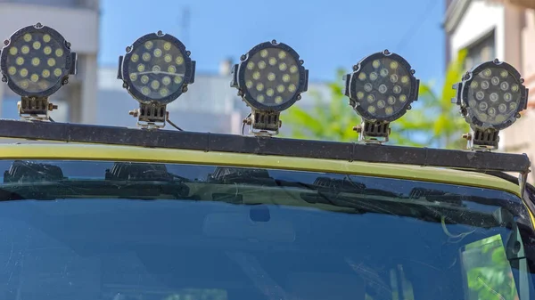 Lampy Led Światło Migające Szczycie Suv Przodu — Zdjęcie stockowe