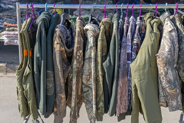 Camouflage Winterjassen Vesten Voor Jacht — Stockfoto