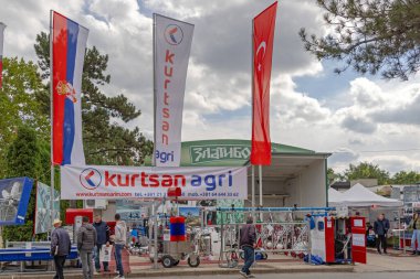 Novi Sad, Sırbistan - 21 Eylül 2021: Türk Kurtsan Agri Şirketi Tarım Fuarı Fuarı 'nda.