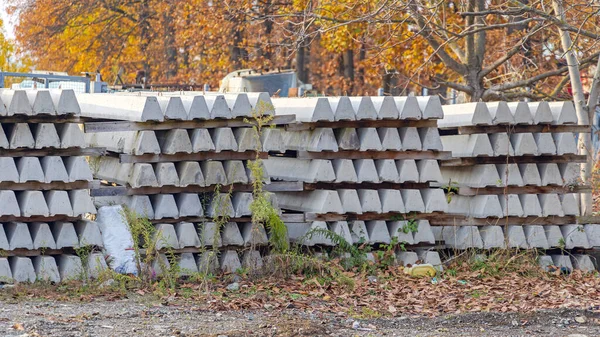 Paletten Mit Betonbändern Baustelle — Stockfoto