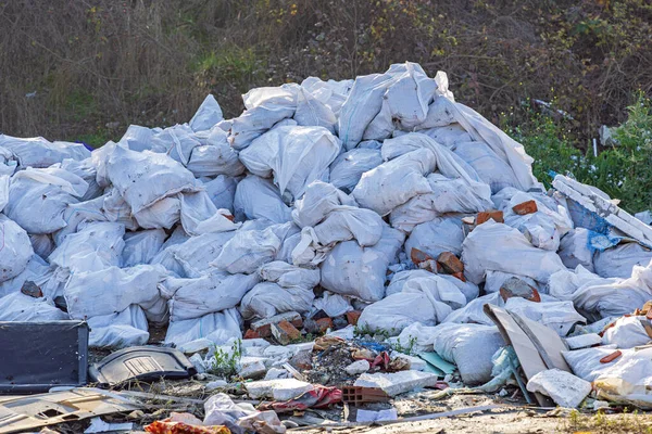 Big Bunch White Sacks Landfill — Stock Photo, Image